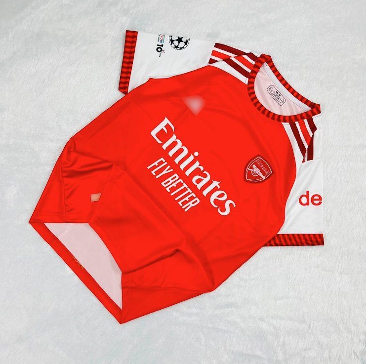Arsenal 26/27 Home Saka 7