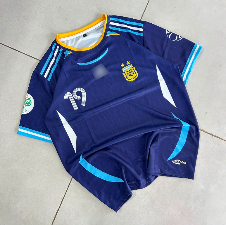 Lionel Messi Argentina 2006 World Cup Away